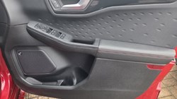 2020 (70) FORD KUGA 2.0 EcoBlue mHEV ST-Line 5dr 5292583