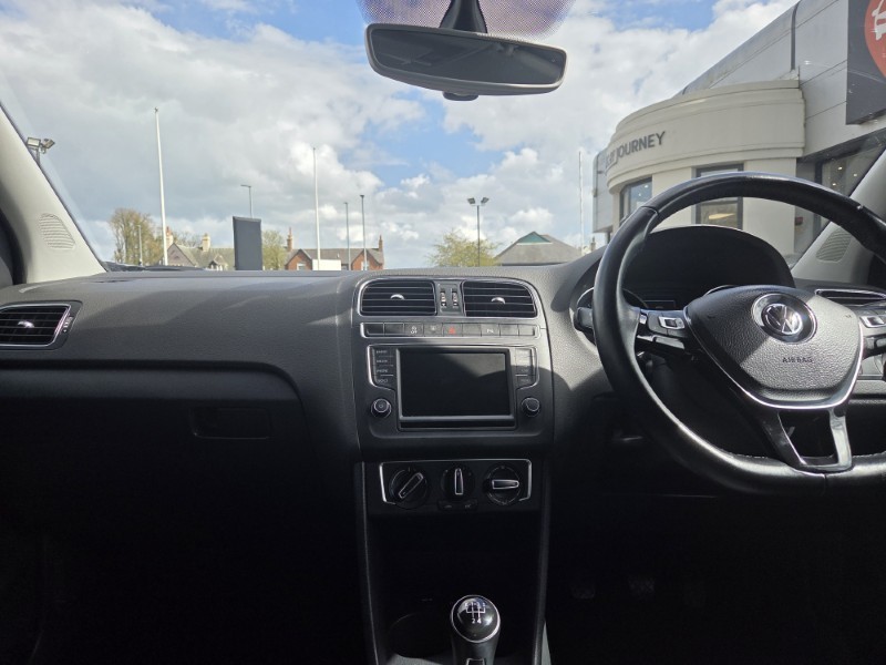 2017 (67) VOLKSWAGEN POLO 1.2 TSI Match Edition 5dr 5286459