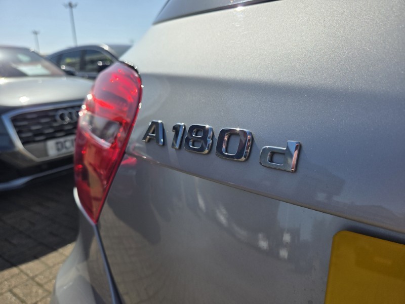 2017 (67) MERCEDES-BENZ A CLASS A180d SE Executive 5dr Auto 5325732