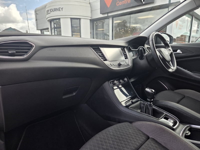 2019 (69) VAUXHALL GRANDLAND X 1.2 Turbo SRi Nav 5dr 5300688