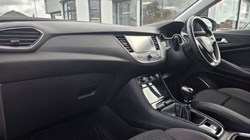 2019 (69) VAUXHALL GRANDLAND X 1.2 Turbo SRi Nav 5dr 5300688