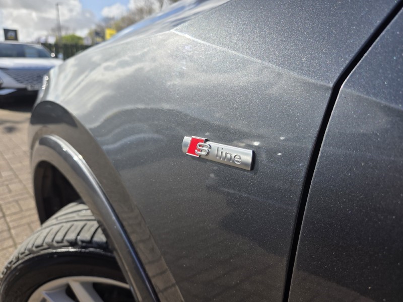 2018 (18) AUDI Q2 1.6 TDI S Line 5dr 5307773