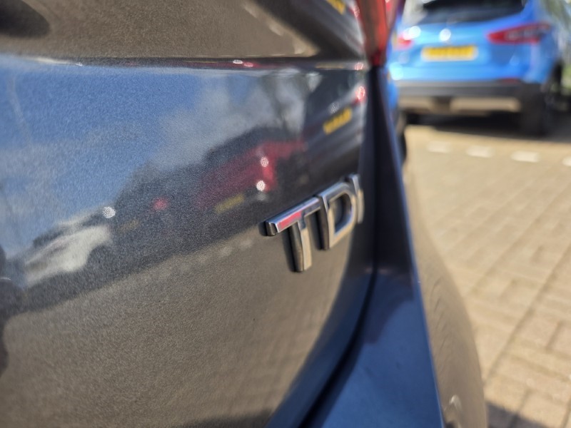 2018 (18) AUDI Q2 1.6 TDI S Line 5dr 5307776