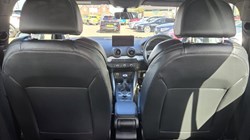 2018 (18) AUDI Q2 1.6 TDI S Line 5dr 5307783