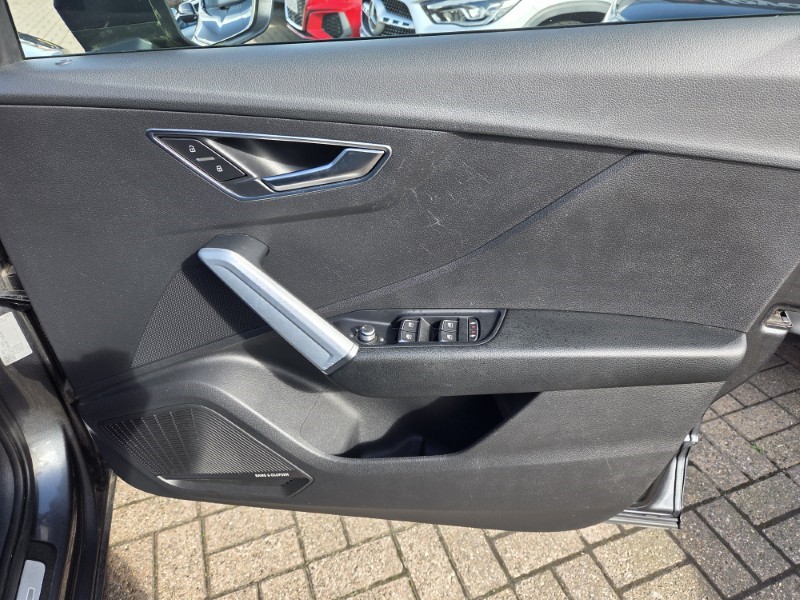 2018 (18) AUDI Q2 1.6 TDI S Line 5dr 5307791