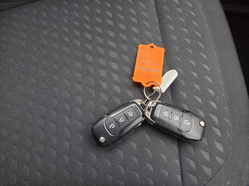 2018 (67) FORD FIESTA 1.1 Zetec 3dr 5291472