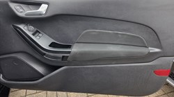 2018 (67) FORD FIESTA 1.1 Zetec 3dr 5291458