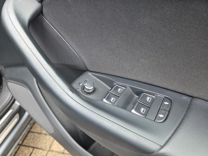 2018 (18) AUDI Q3 1.4T FSI Sport 5dr S Tronic 5302190