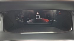 2022 (72) PEUGEOT 2008 1.2 PureTech 130 Allure Premium PLUS 5dr 5305472