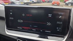 2022 (72) PEUGEOT 2008 1.2 PureTech 130 Allure Premium PLUS 5dr 5305466