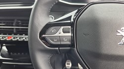 2022 (72) PEUGEOT 2008 1.2 PureTech 130 Allure Premium PLUS 5dr 5305461