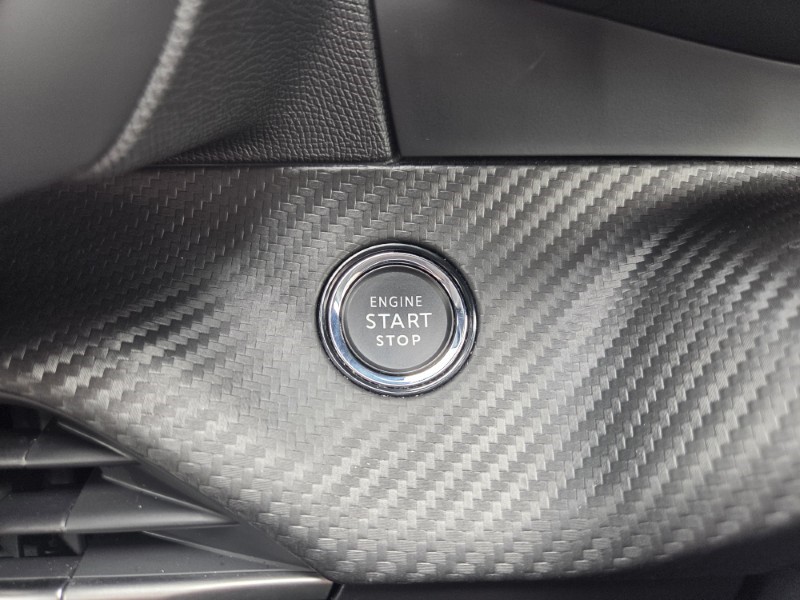 2022 (72) PEUGEOT 2008 1.2 PureTech 130 Allure Premium PLUS 5dr 5305473