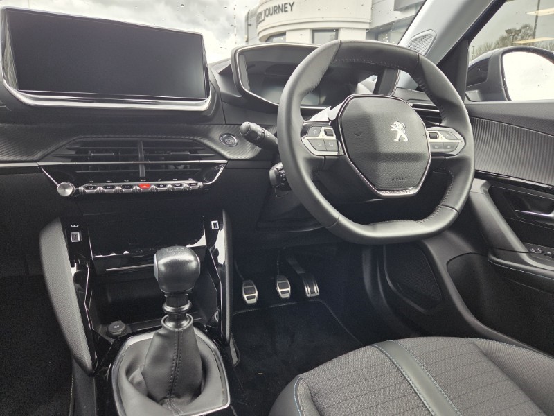 2022 (72) PEUGEOT 2008 1.2 PureTech 130 Allure Premium PLUS 5dr 5305453