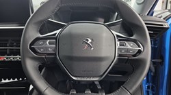 2022 (72) PEUGEOT 2008 1.2 PureTech 130 Allure Premium PLUS 5dr 5305463