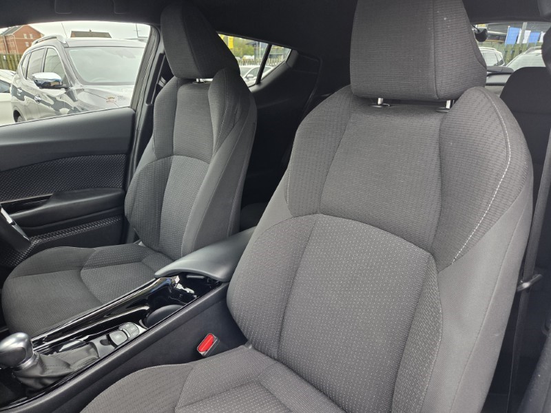2019 (19) TOYOTA C-HR 1.8 Hybrid Design 5dr CVT 5305210