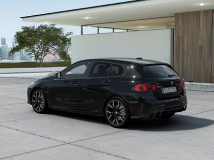 BMW 1 SERIES 123 xDrive M Sport 5dr Step Auto