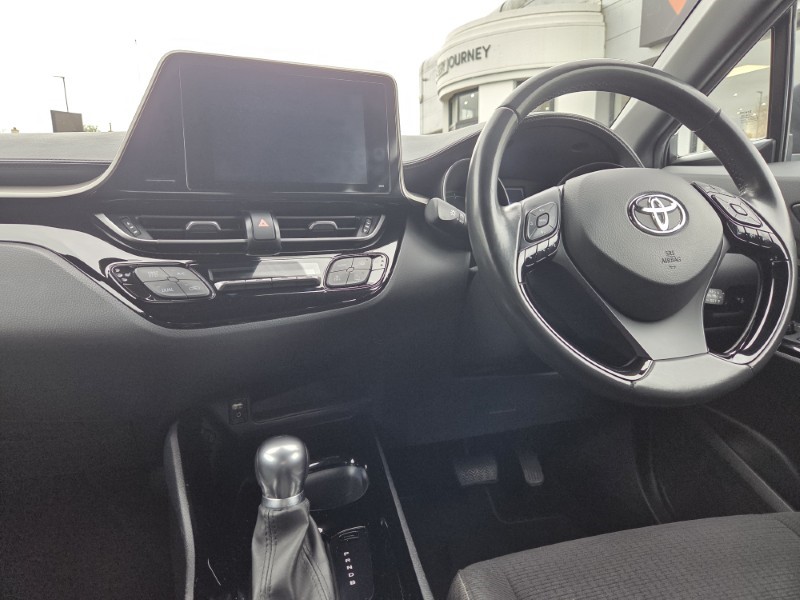 2019 (19) TOYOTA C-HR 1.8 Hybrid Design 5dr CVT 5305205
