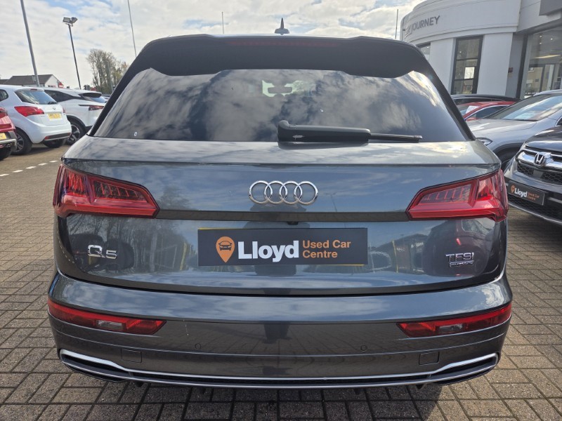2018 (18) AUDI Q5 2.0T FSI Quattro S Line 5dr S Tronic 5310544