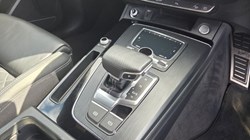 2018 (18) AUDI Q5 2.0T FSI Quattro S Line 5dr S Tronic 5310563