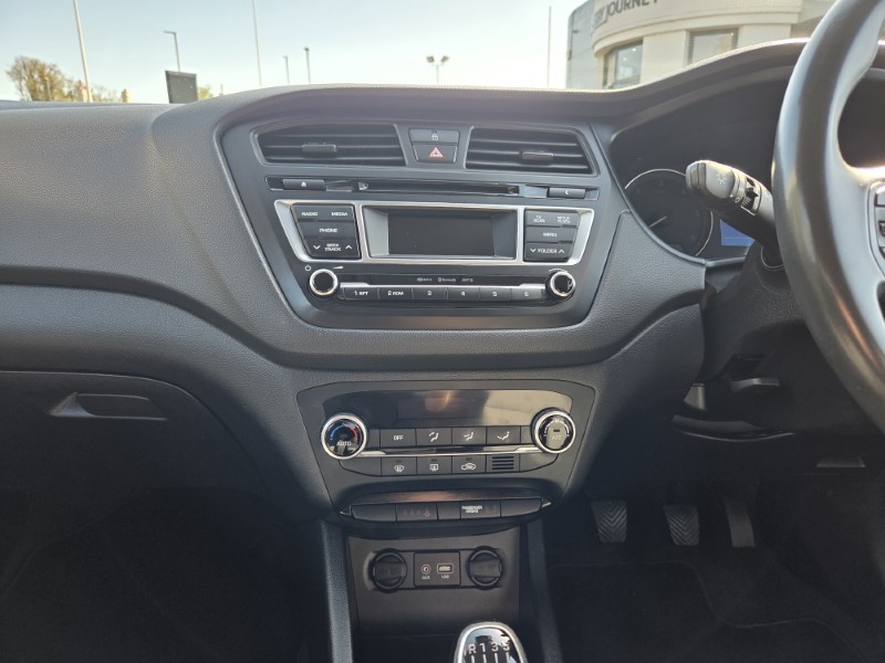 2016 (16) HYUNDAI I20 1.4 CRDi Premium 5dr 5329586