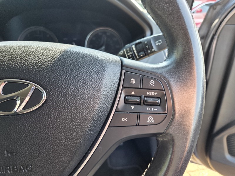 2016 (16) HYUNDAI I20 1.4 CRDi Premium 5dr 5329593