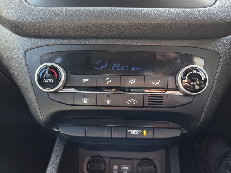 2016 (16) HYUNDAI I20 1.4 CRDi Premium 5dr 5329597