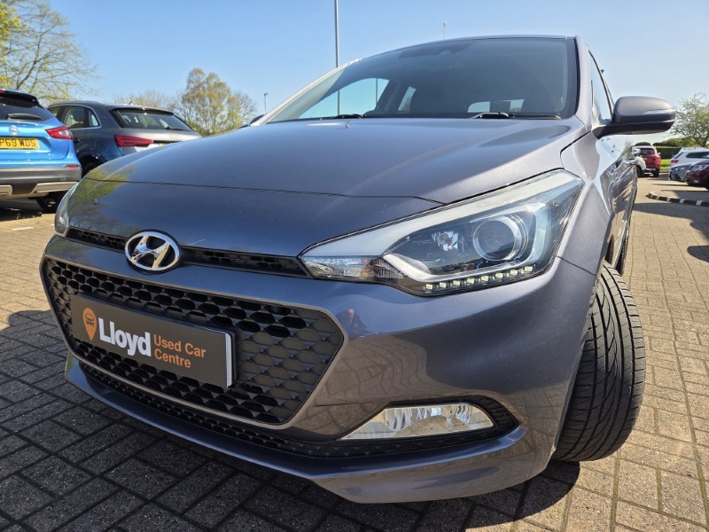 2016 (16) HYUNDAI I20 1.4 CRDi Premium 5dr 5329573