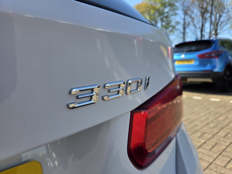 2016 (66) BMW 3 SERIES 330i M Sport 5dr Step Auto 5325921