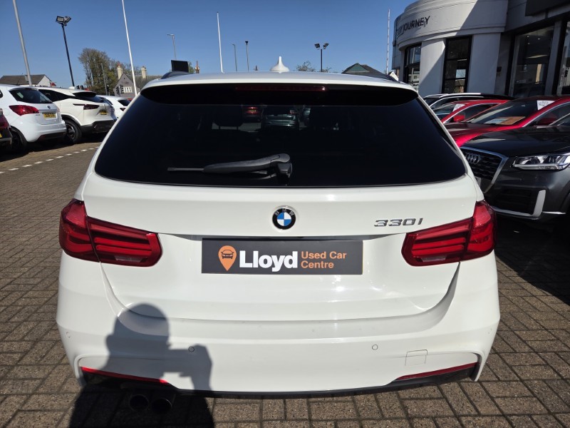 2016 (66) BMW 3 SERIES 330i M Sport 5dr Step Auto 5325925