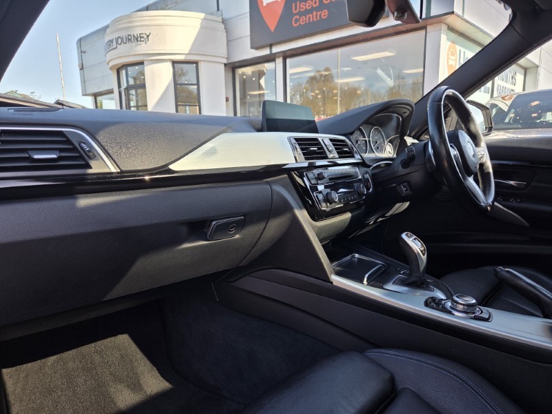 2016 (66) BMW 3 SERIES 330i M Sport 5dr Step Auto 5325936