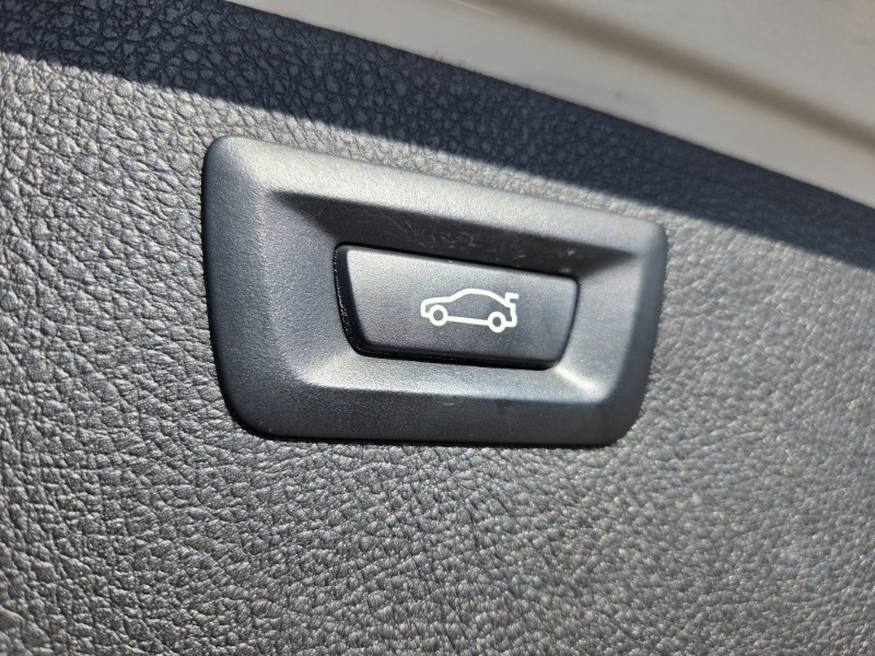 2016 (66) BMW 3 SERIES 330i M Sport 5dr Step Auto 5325930