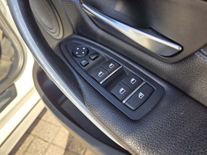 2016 (66) BMW 3 SERIES 330i M Sport 5dr Step Auto 5325940