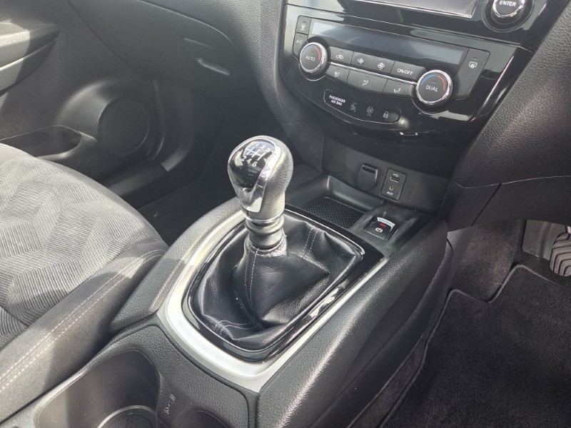 2017 (17) NISSAN X-TRAIL 1.6 dCi N-Vision 5dr 5311164