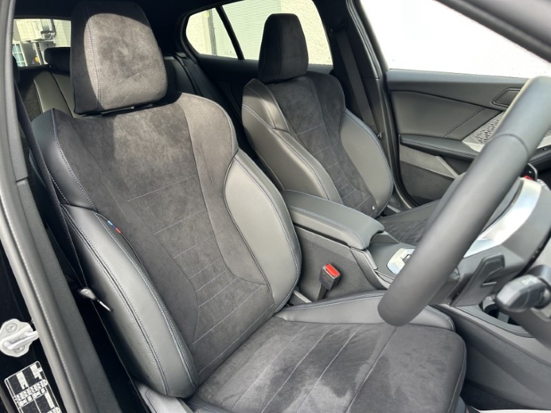  BMW 1 SERIES 120 M Sport 5dr Step Auto 5060352