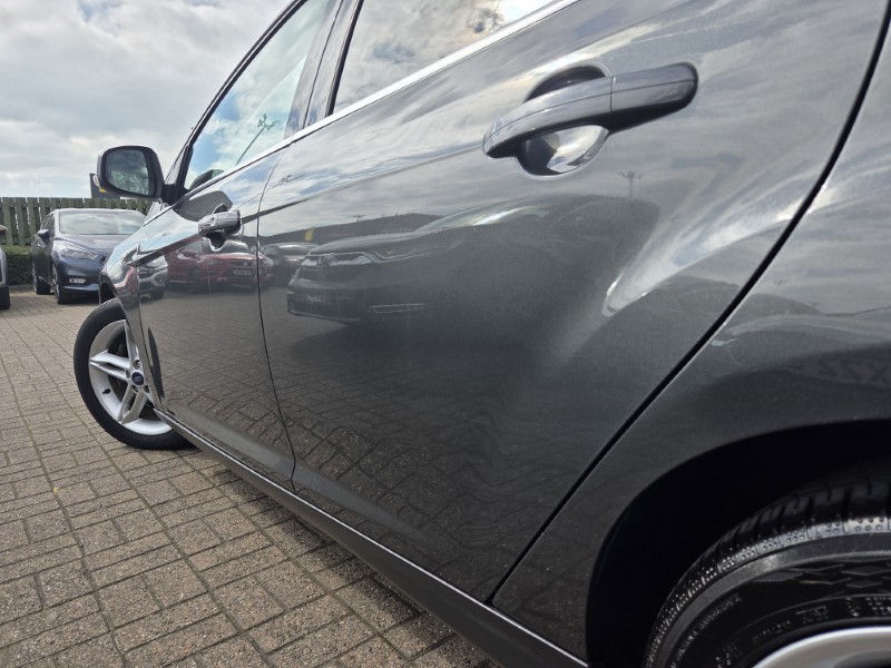 2017 (17) FORD FOCUS 1.5 EcoBoost Titanium 5dr 5346634