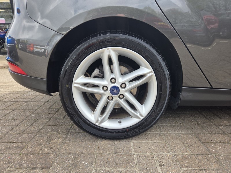 2017 (17) FORD FOCUS 1.5 EcoBoost Titanium 5dr 5346626