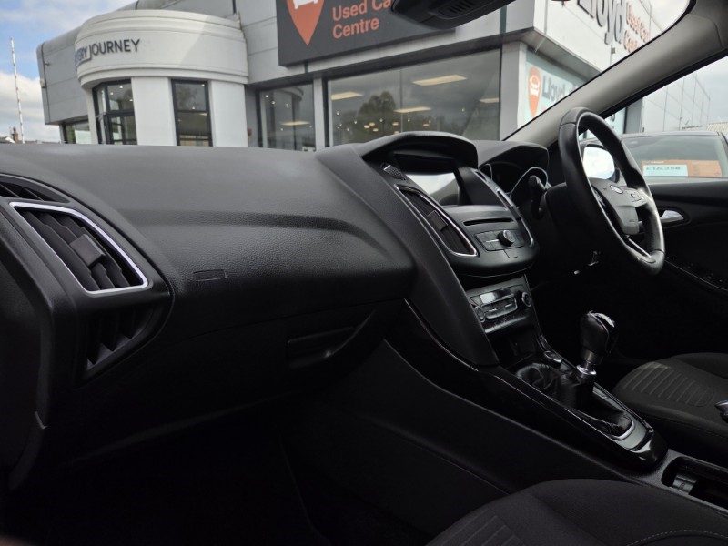 2017 (17) FORD FOCUS 1.5 EcoBoost Titanium 5dr 5346649