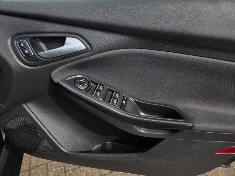 2017 (17) FORD FOCUS 1.5 EcoBoost Titanium 5dr 5346651