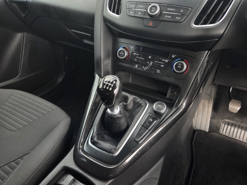 2017 (17) FORD FOCUS 1.5 EcoBoost Titanium 5dr 5346656