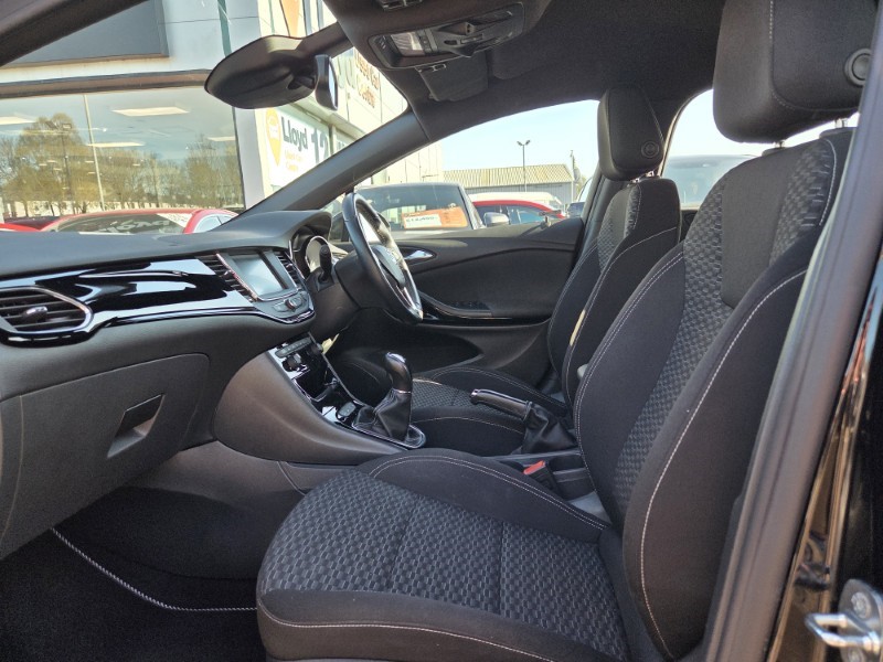 2017 (17) VAUXHALL ASTRA 1.4T 16V 150 SRi 5dr 5330749