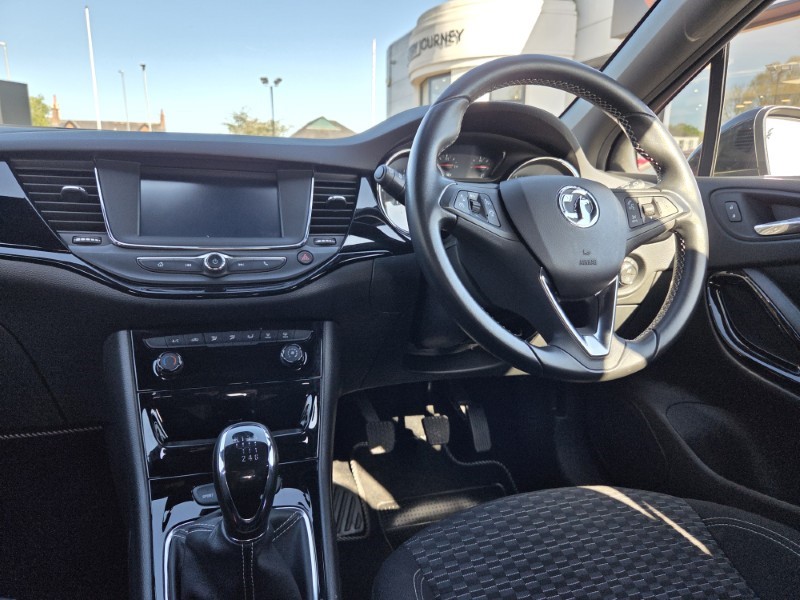 2017 (17) VAUXHALL ASTRA 1.4T 16V 150 SRi 5dr 5330744