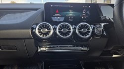 2020 (69) MERCEDES-BENZ B CLASS B220d AMG Line Premium Plus 5dr Auto 5334988