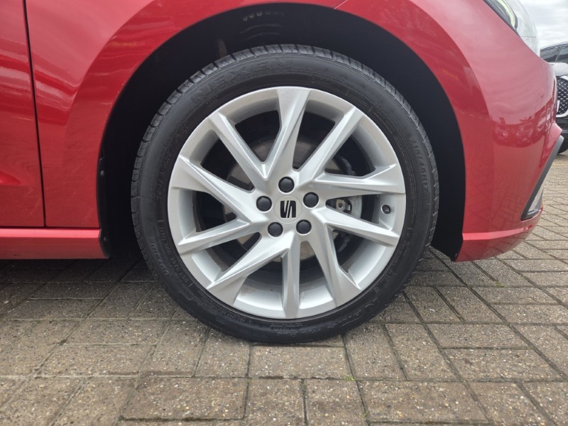 2022 (22) SEAT IBIZA 1.0 TSI 110 FR 5dr DSG 5373616