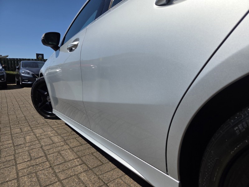2018 (18) MERCEDES-BENZ A CLASS A180d AMG Line 5dr Auto 5349980