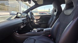 2018 (18) MERCEDES-BENZ A CLASS A180d AMG Line 5dr Auto 5349997