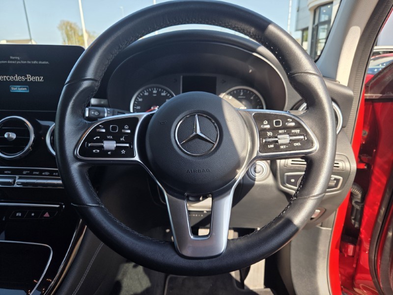 2019 (69) MERCEDES-BENZ GLC 220d 4Matic Sport 5dr 9G-Tronic 5332211