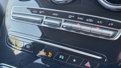 2019 (69) MERCEDES-BENZ GLC 220d 4Matic Sport 5dr 9G-Tronic 5332214