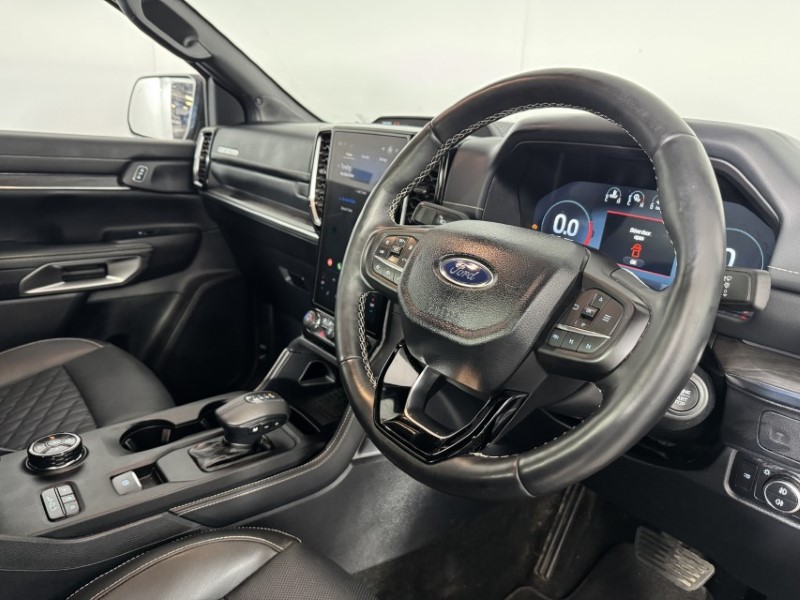 2025 (75) Ford Ranger Pick Up D/Cab Platinum 3.0 EcoBlue V6 240 Auto EURO 6 5342168