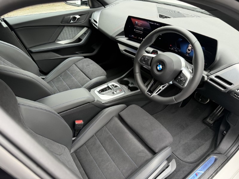  BMW 2 SERIES 220 M Sport 4dr Step Auto 5399995