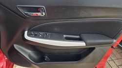2019 (19) SUZUKI SWIFT 1.0 Boosterjet SZ-T 5dr 5365176